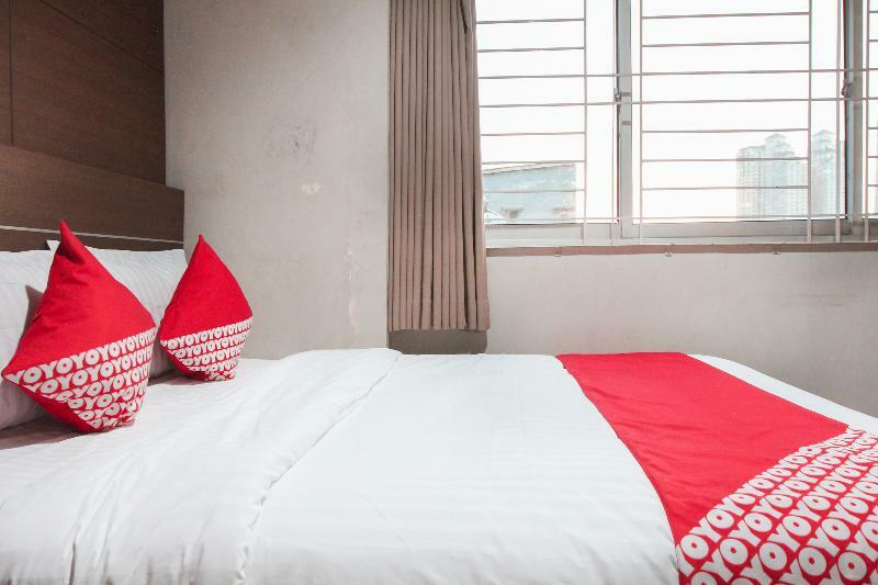 Oyo 383 Env Residence Dżakarta Zewnętrze zdjęcie